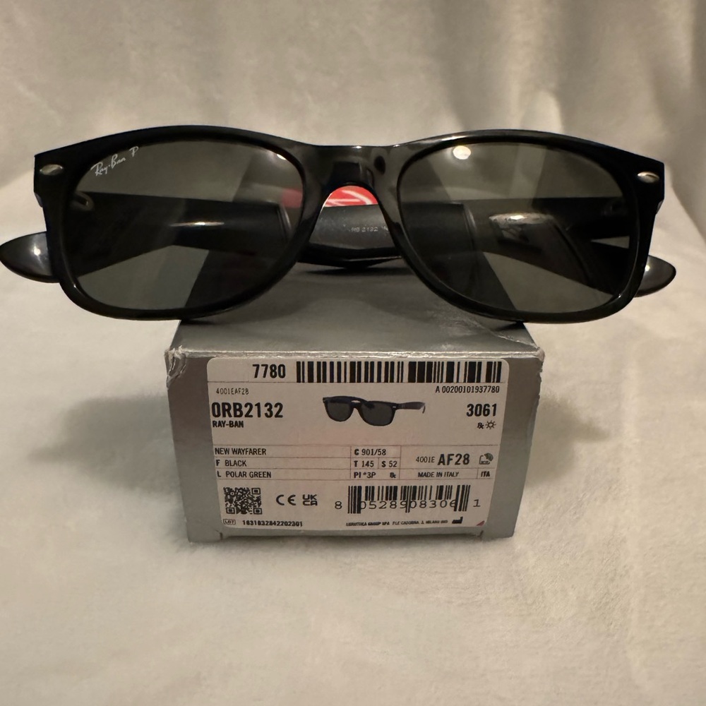 Ray-Ban Classic Black Sunglasses